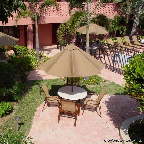 Away Inn Lauderdale-by-the-Sea Restaurant bilde
